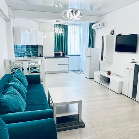 Mamaia Nord Building Prima Linie La Mare